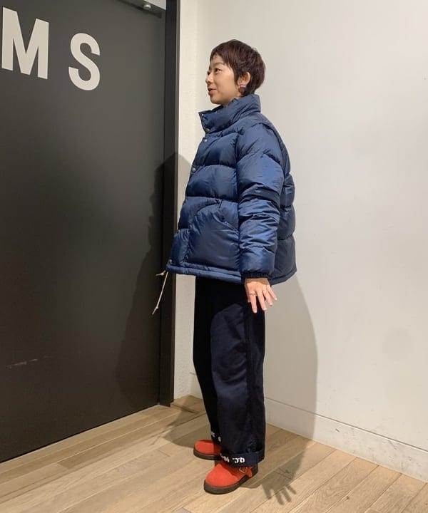 矢野(青木)優香さんの「BEAMS WOMEN｜BEAMS BOY / ヘム ステンシル パンツ」を使ったコーディネート