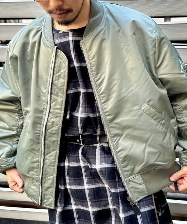 佐々木 祐太さんの「BEAMS WOMEN｜BEAMS / MA-1」を使ったコーディネート