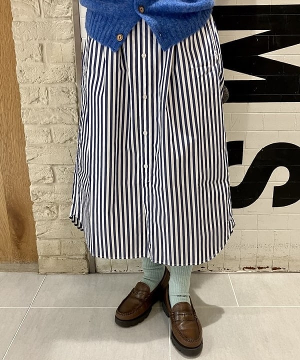 小原 もこさんの「BEAMS WOMEN｜ストライプ ボタンダウン ロングスリーブ シャツワンピース」を使ったコーディネート