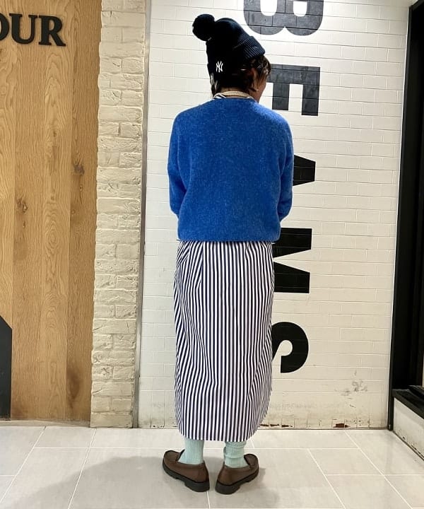 小原 もこさんの「BEAMS WOMEN｜ストライプ ボタンダウン ロングスリーブ シャツワンピース」を使ったコーディネート