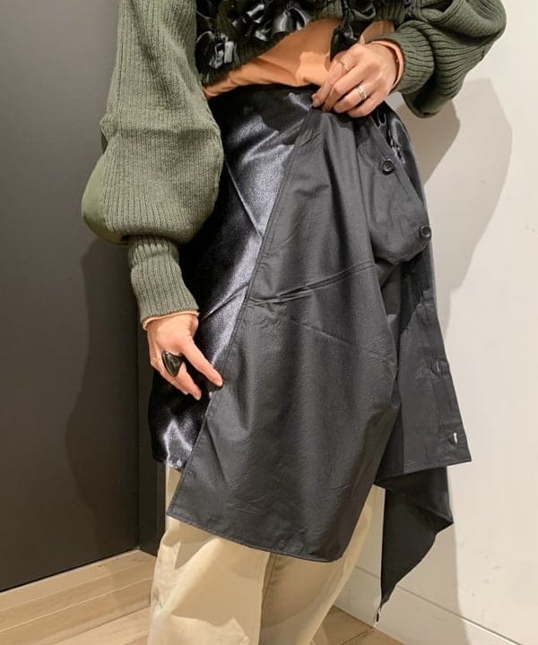 矢野(青木)優香さんの「BEAMS WOMEN｜BEAMS BOY / がま口 ビッグ ポーチ」を使ったコーディネート