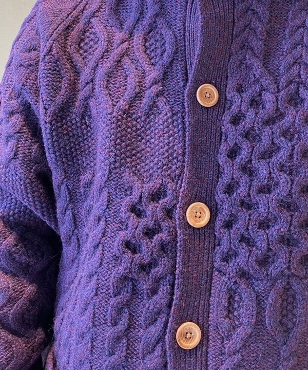 滝沢 一喜さんの「BEAMS WOMEN｜BEAMS PLUS / Cardigan Alan Patchwork」を使ったコーディネート