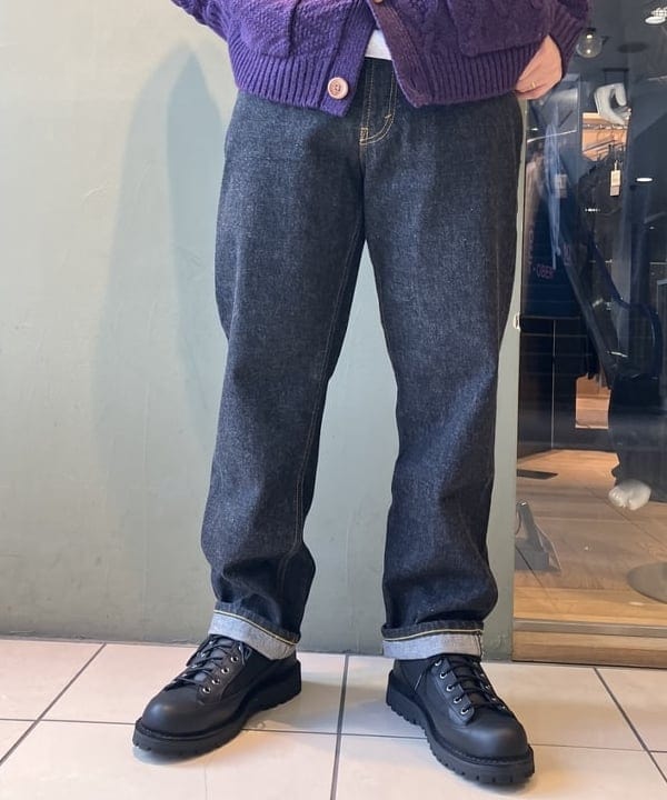 滝沢 一喜さんの「BEAMS WOMEN｜BEAMS PLUS / Cardigan Alan Patchwork」を使ったコーディネート