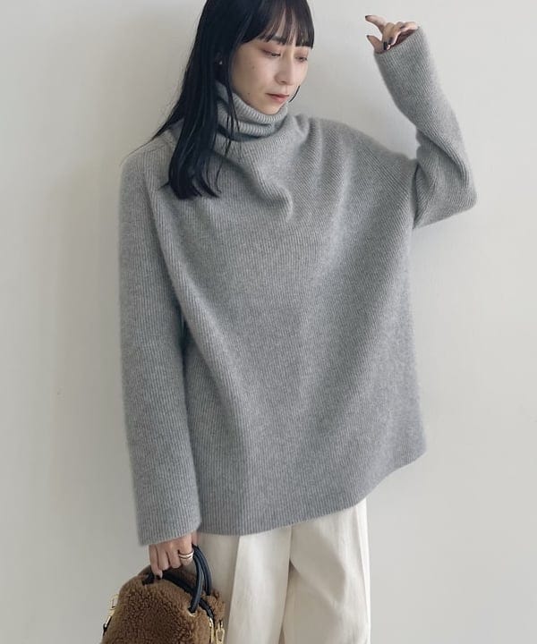 cammyさんの「BEAMS WOMEN｜VIOLAd’ORO × Demi-Luxe BEAMS / 別注 エコムートン ミニショルダーバッグ」を使ったコーディネート