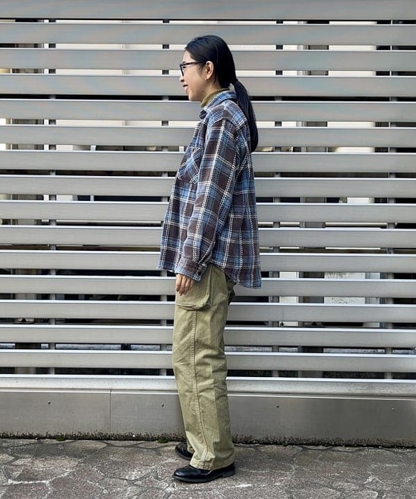 ミナミマリコさんの「BEAMS WOMEN｜BEAMS BOY / リブ タートル ロングスリーブ」を使ったコーディネート
