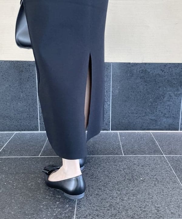 住吉　明佳さんの「BEAMS WOMEN｜Demi-Luxe BEAMS / バックル ポインテッドトゥ パンプス」を使ったコーディネート