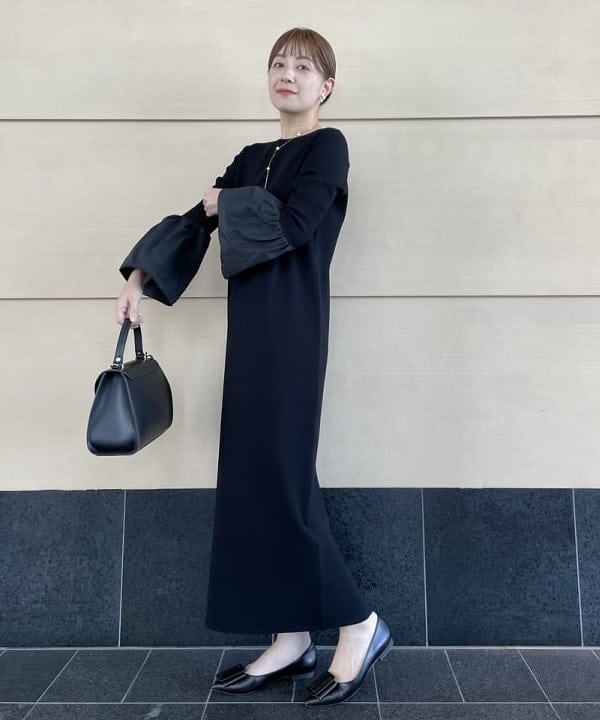 住吉　明佳さんの「BEAMS WOMEN｜Demi-Luxe BEAMS / バックル ポインテッドトゥ パンプス」を使ったコーディネート