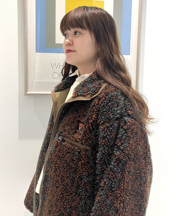カスタニ モモノさんの「BEAMS WOMEN｜BEAMS BOY / ボーイ メモリープリント ワンピース」を使ったコーディネート