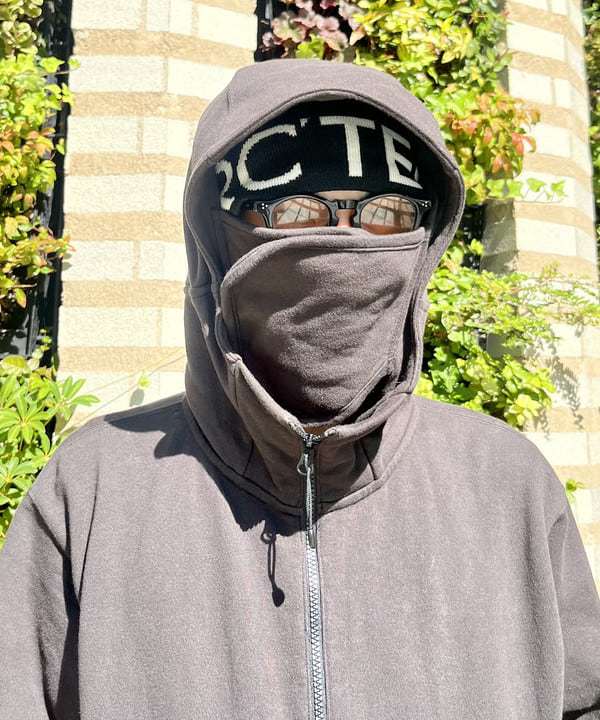 こたろうさんの「BEAMS WOMEN｜SUBU / 別注 セメント カモフラージュ サンダル」を使ったコーディネート