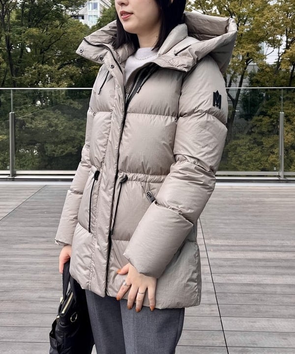 山田 千遥さんの「BEAMS WOMEN｜PELLICO / スムースパンプス」を使ったコーディネート