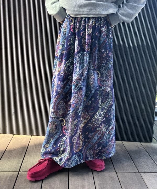 矢野(青木)優香さんの「BEAMS WOMEN｜BEAMS BOY / ラメ リブ クルー ソックス NEW」を使ったコーディネート