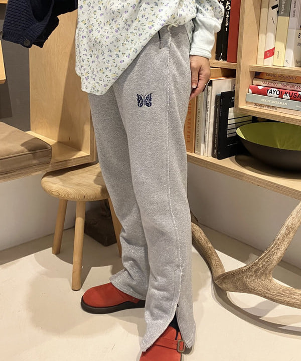 矢野(青木)優香さんの「BEAMS WOMEN｜maturely / Suede Slingbac Sandals」を使ったコーディネート