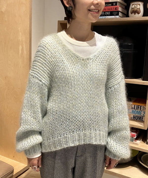 矢野(青木)優香さんの「BEAMS WOMEN｜コットン サーマル クルーネック ロングスリーブ Tシャツ」を使ったコーディネート