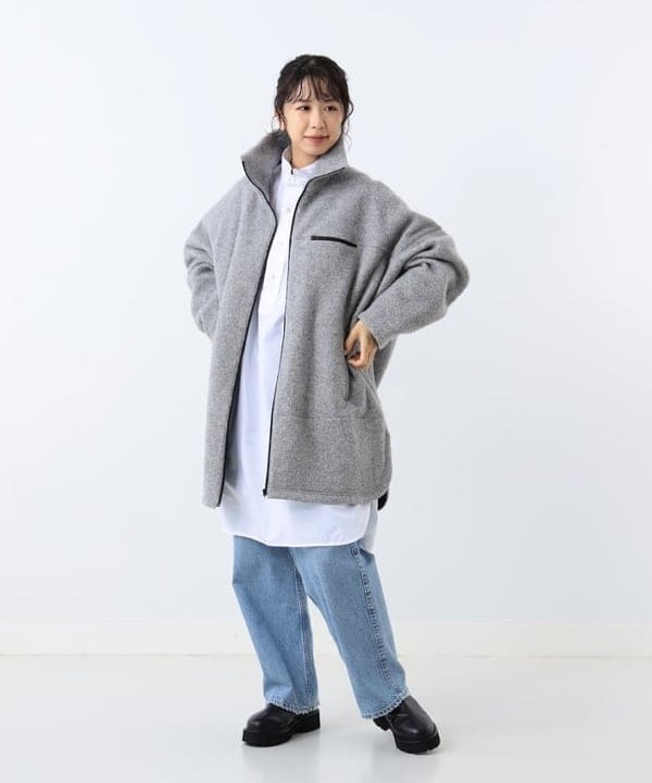 佐藤 美樹さんの「BEAMS WOMEN｜upper hights / THE NIECE デニムパンツ」を使ったコーディネート