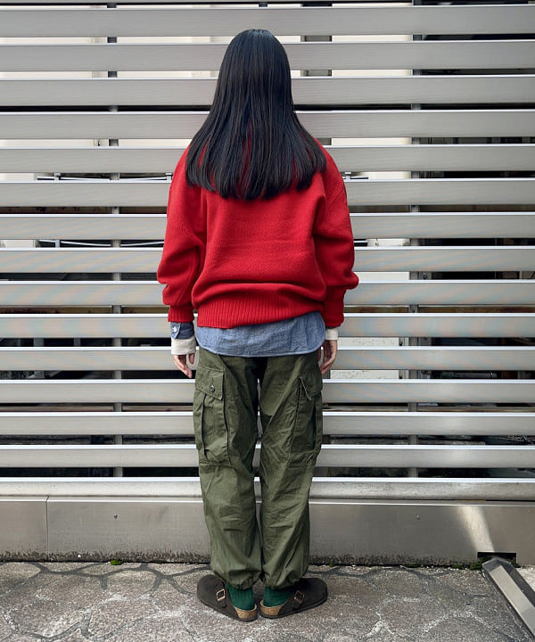 ミナミマリコさんの「BEAMS WOMEN｜BUZZ RICKSON'S / 別注 シャンブレー ロングスリーブ シャツ」を使ったコーディネート