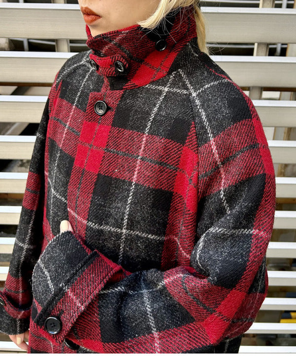 ナツハさんの「BEAMS WOMEN｜L.L.Bean × BEAMS PLUS ＆ BEAMS BOY / Deep Bottom Deluxe Boat and Tote Mini」を使ったコーディネート