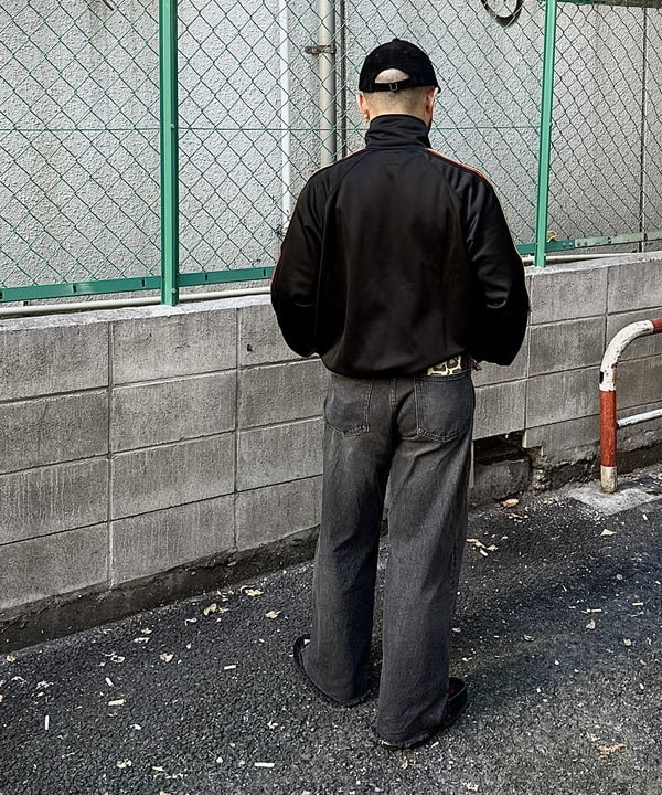 林 義人さんの「BEAMS PLUS / 6 Panel Suede」を使ったコーディネート