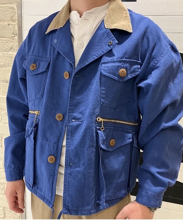 猪越 悠さんの「BEAMS WOMEN｜BEAMS PLUS / 2Pパック ヘンリーネック Tシャツ」を使ったコーディネート