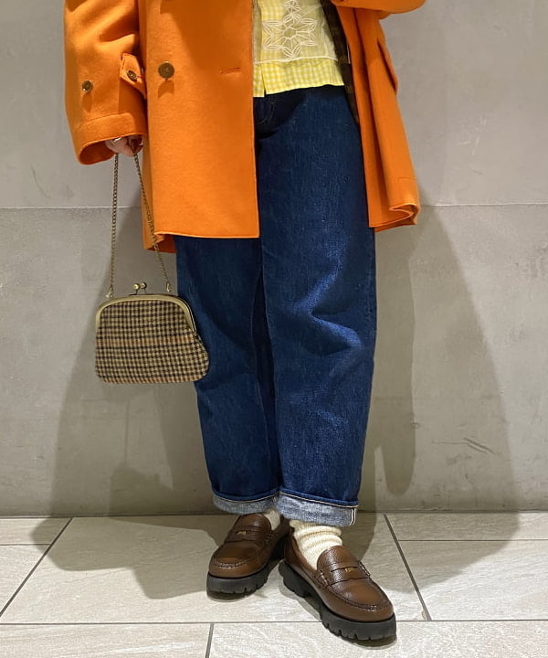 吉野 多恵さんの「BEAMS WOMEN｜100/2 ギンガムチェック ボタンダウン シャツ NEW」を使ったコーディネート