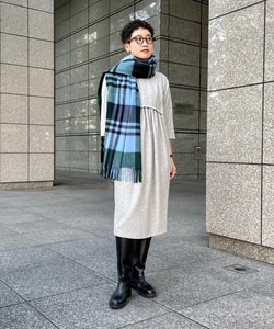美品 サポートサーフェス 5万 EFFE BEAMS購入 フリルブラウス グレー
