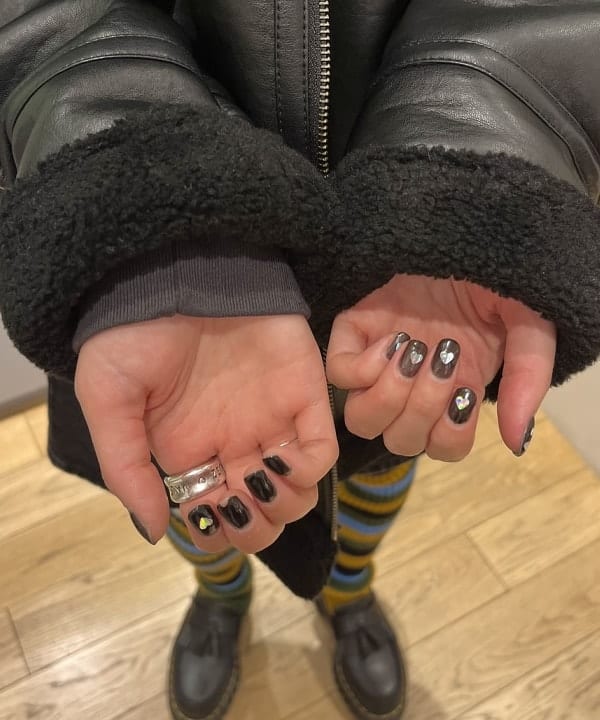 イトウミサキさんの「BEAMS WOMEN｜Otro Accesorio / メッセージ リング」を使ったコーディネート