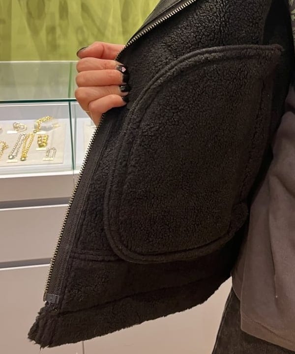 イトウミサキさんの「BEAMS WOMEN｜Otro Accesorio / メッセージ リング」を使ったコーディネート