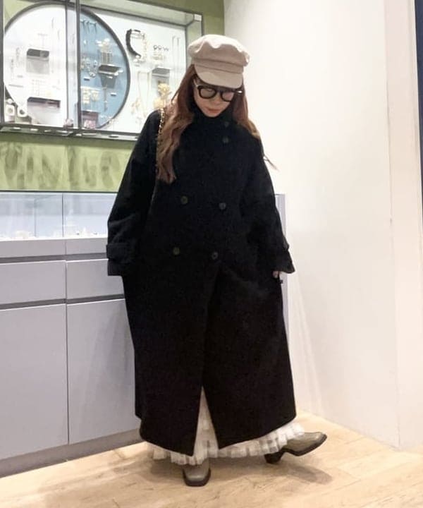 オカベ　アヤカさんの「BEAMS WOMEN｜Ray BEAMS / ストレッチ ショート ブーツ」を使ったコーディネート