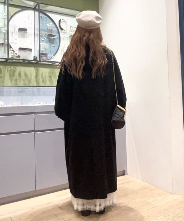 オカベ　アヤカさんの「BEAMS WOMEN｜Ray BEAMS / ストレッチ ショート ブーツ」を使ったコーディネート