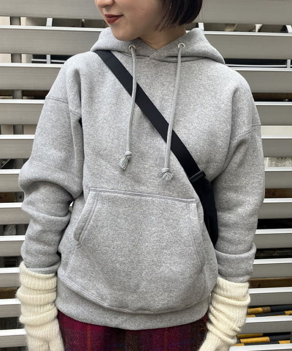 中川　ゆららさんの「BEAMS WOMEN｜BEAMS BOY / ハリスツイード フリンジ スカート 23FW」を使ったコーディネート
