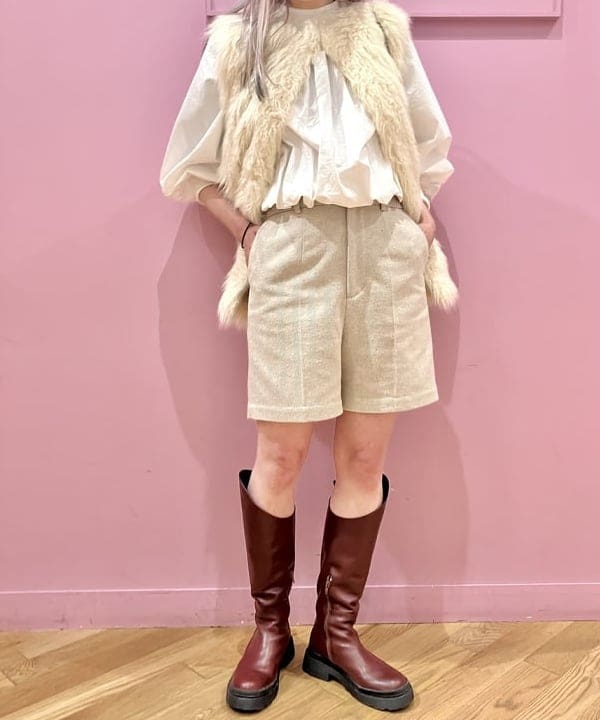 椎葉 未琴さんの「BEAMS WOMEN｜Ray BEAMS / ヘリンボーン ショートパンツ」を使ったコーディネート