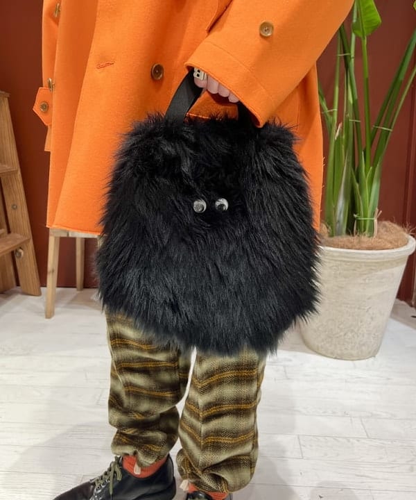 エノモト アミさんの「BEAMS WOMEN｜HAVERSACK &times; BEAMS BOY / 別注 ピーコート」を使ったコーディネート