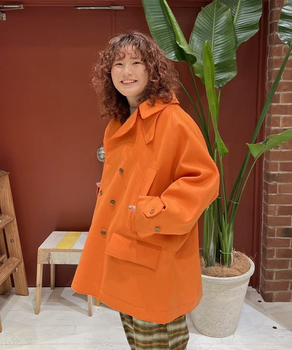 エノモト アミさんの「BEAMS WOMEN｜HAVERSACK &times; BEAMS BOY / 別注 ピーコート」を使ったコーディネート