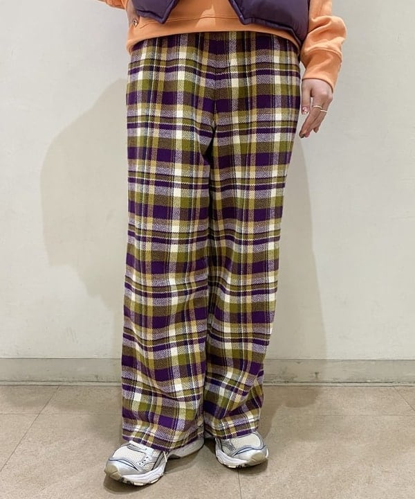 木村 海侑さんの「BEAMS WOMEN｜SCREEN STARS × BEAMS BOY / 別注 スウェット パーカー」を使ったコーディネート
