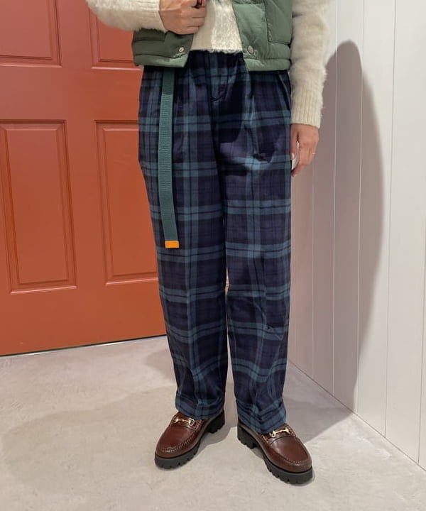 Kaoru Sakumaさんの「BEAMS WOMEN｜BEAMS BOY / リブ タートル ロングスリーブ」を使ったコーディネート