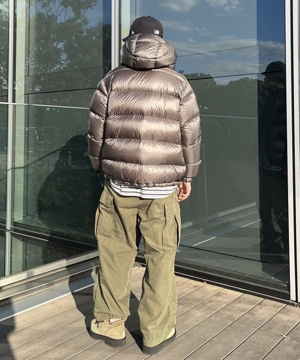 平柳 楓馬さんの「BEAMS WOMEN｜BEAMS / ビッグ 6ポケット カーゴパンツ」を使ったコーディネート