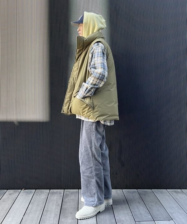 平柳 楓馬さんの「BEAMS WOMEN｜【ビームスの百名品】NEW ERA &times; BEAMS / 別注 9Fifty Retro Crown Cap」を使ったコーディネート