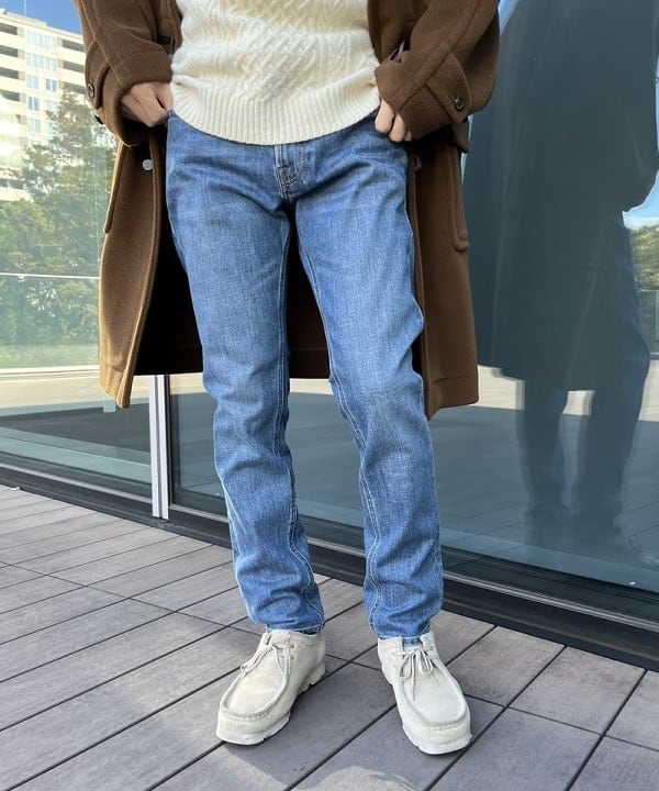 平柳 楓馬さんの「BEAMS WOMEN｜ベーシック ストレッチ デニムパンツ」を使ったコーディネート