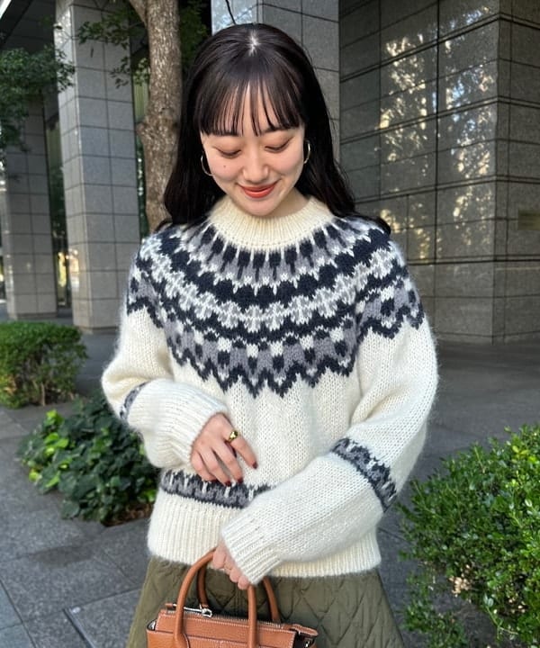 大浦 栞さんの「BEAMS WOMEN｜」を使ったコーディネート