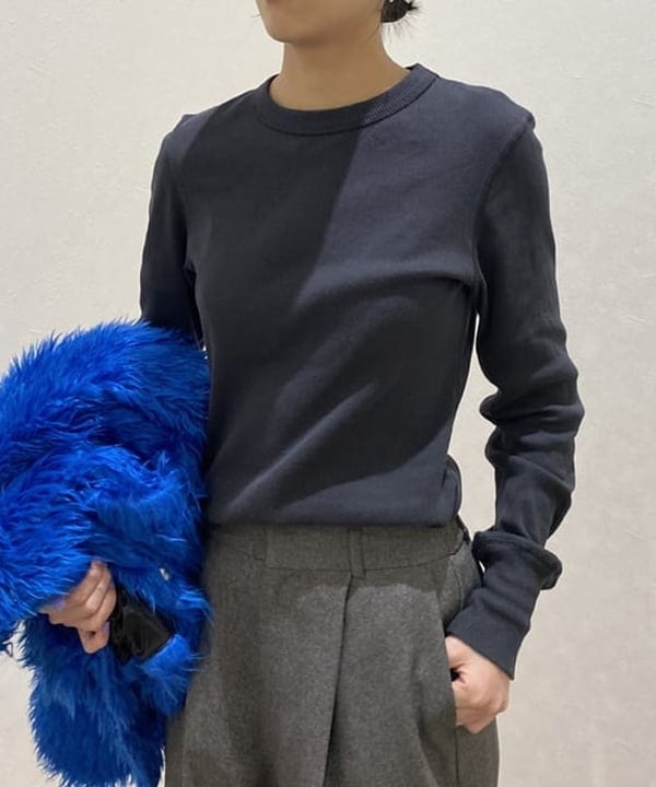 吉田 花さんの「BEAMS WOMEN｜BEAMS BOY / デタッチカラー ミリタリー ロングスリーブ」を使ったコーディネート