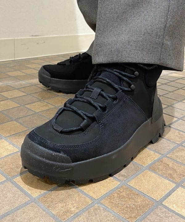 吉田 花さんの「BEAMS WOMEN｜BEAMS BOY / デタッチカラー ミリタリー ロングスリーブ」を使ったコーディネート