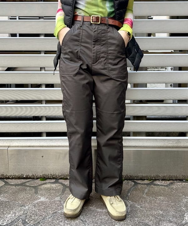 ナツハさんの「BEAMS WOMEN｜BEAMS BOY / ミリタリー ユーティリティ パンツ」を使ったコーディネート