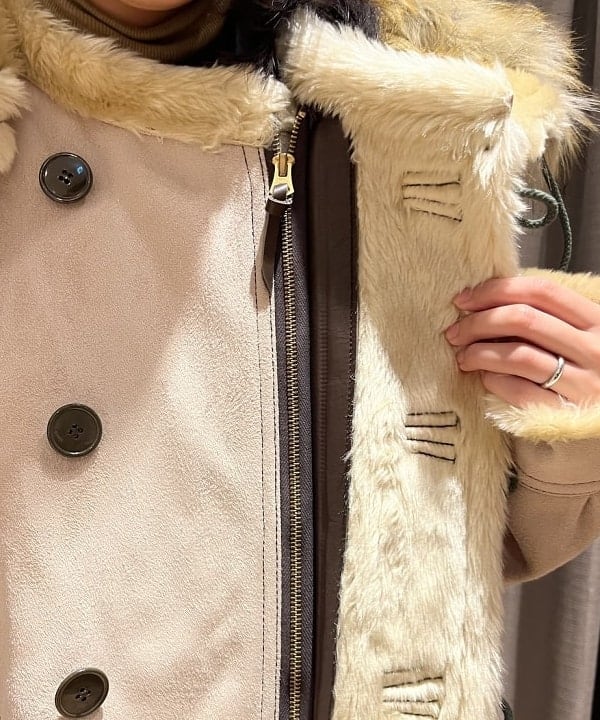 ミナミマリコさんの「BEAMS WOMEN｜【別注】BUZZ RICKSON'S / シャンブレー ロングスリーブ シャツ」を使ったコーディネート