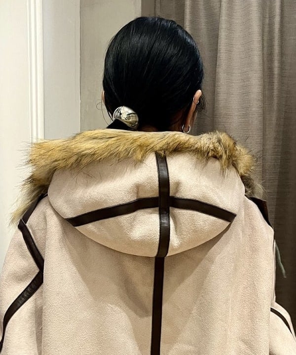 ミナミマリコさんの「BEAMS WOMEN｜【別注】BUZZ RICKSON'S / シャンブレー ロングスリーブ シャツ」を使ったコーディネート