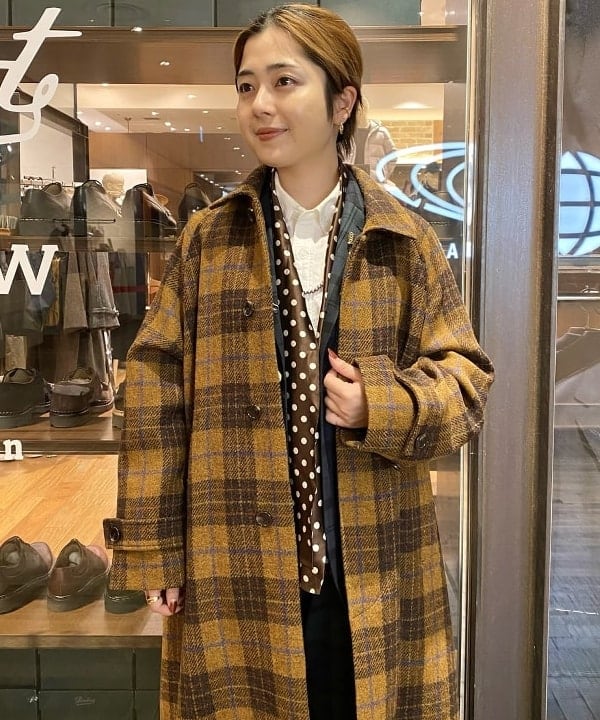 吉野 多恵さんの「BEAMS WOMEN｜オックスフォード ボタンダウンシャツ NEW」を使ったコーディネート