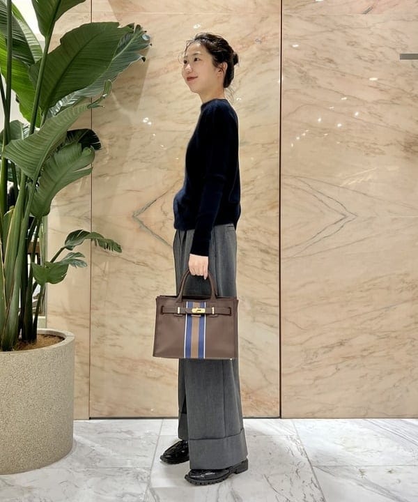中丸　栞さんの「BEAMS WOMEN｜」を使ったコーディネート