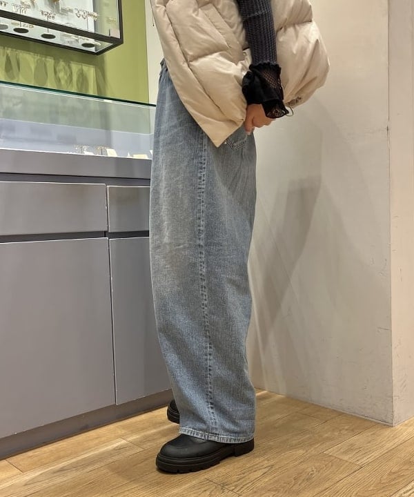 Yumenoさんの「BEAMS WOMEN｜HEY！Mrs ROSE &times; Ray BEAMS / 別注 カガリ バニティ」を使ったコーディネート