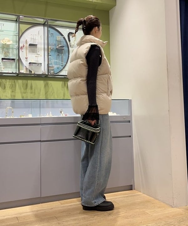 Yumenoさんの「BEAMS WOMEN｜HEY！Mrs ROSE &times; Ray BEAMS / 別注 カガリ バニティ」を使ったコーディネート