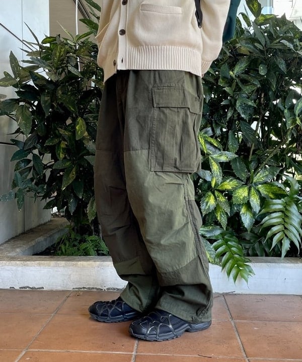 Ryohei Takataさんの「BEAMS WOMEN｜JANSPORT / Right Pack」を使ったコーディネート