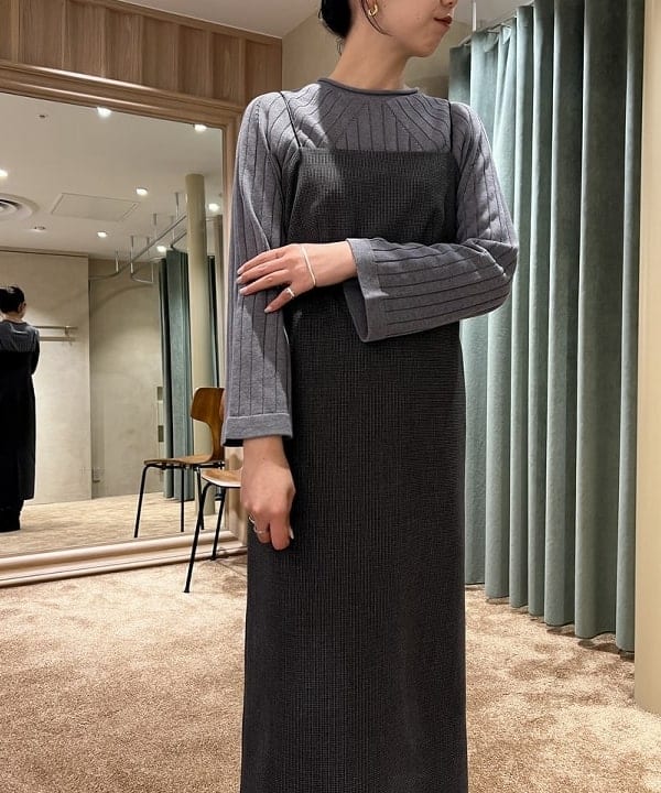 中丸　栞さんの「BEAMS WOMEN｜Demi-Luxe BEAMS / ジョッキー ロングブーツ」を使ったコーディネート