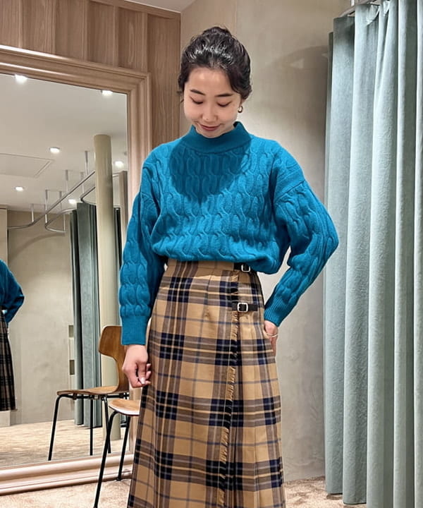 中丸　栞さんの「BEAMS WOMEN｜」を使ったコーディネート